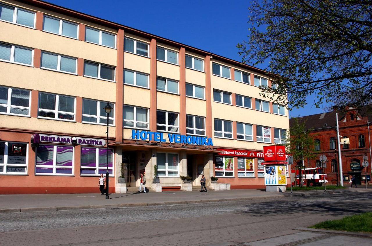 Hotel Veronika Ostrava Bagian luar foto