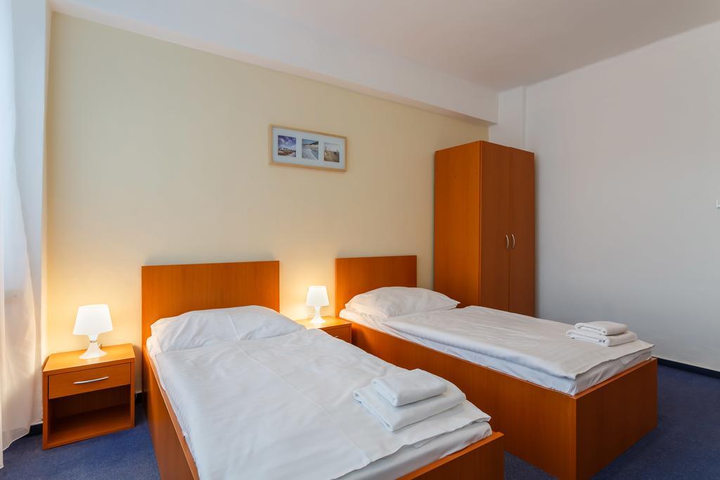 Hotel Veronika Ostrava Bagian luar foto